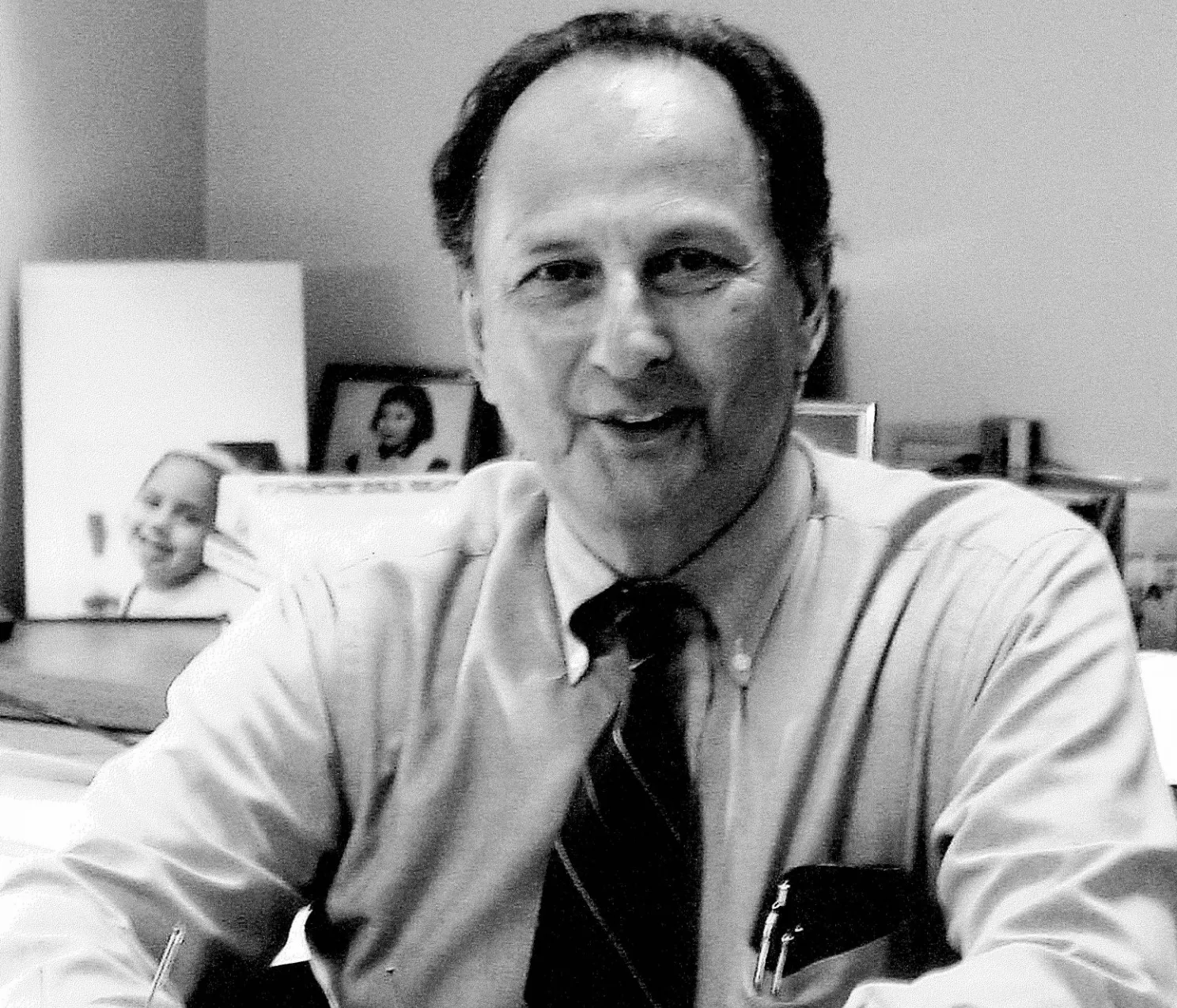 Photo of Professor Kenneth B. Eisenthal