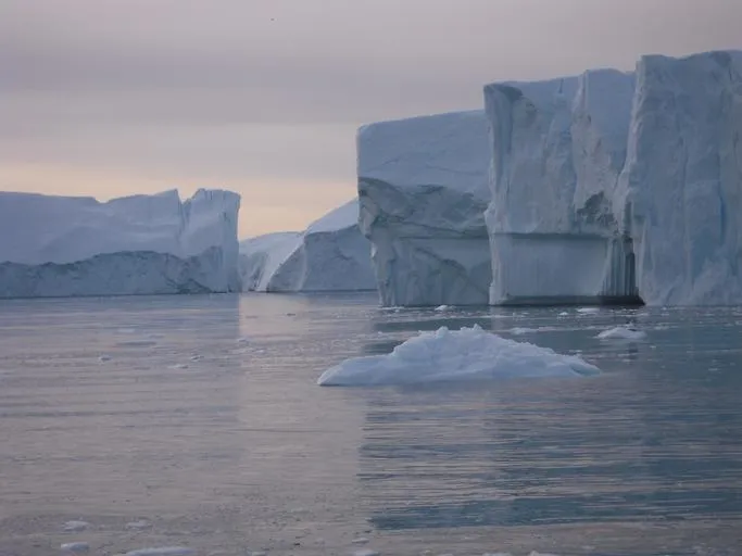 Iceberg Photo