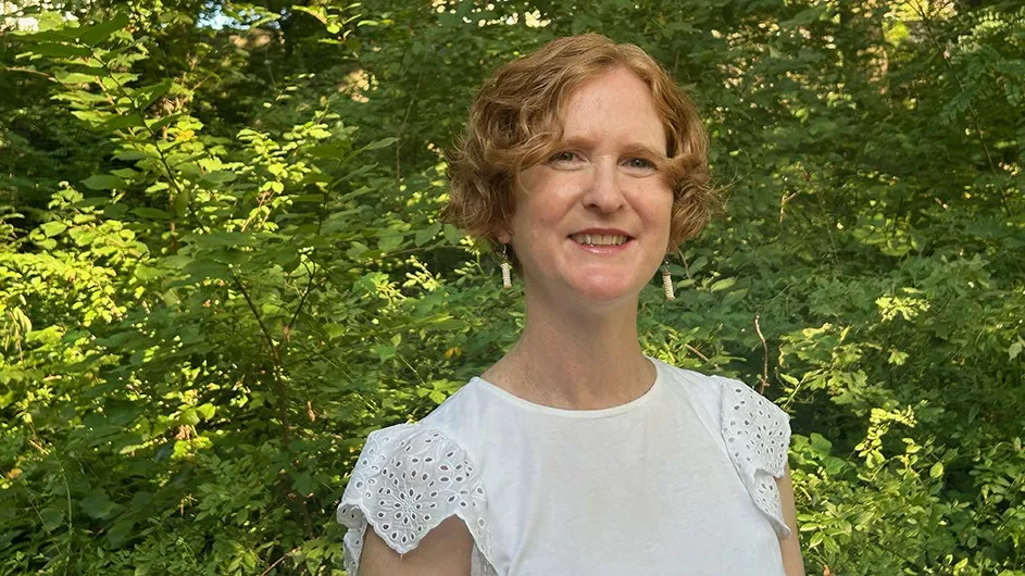 Photo of Rhiannon Stephens