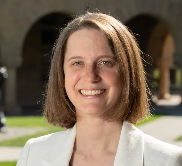 Photo of Barbara Kiviat